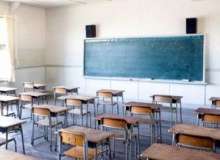 Professores em greve, salas de aulas vazias